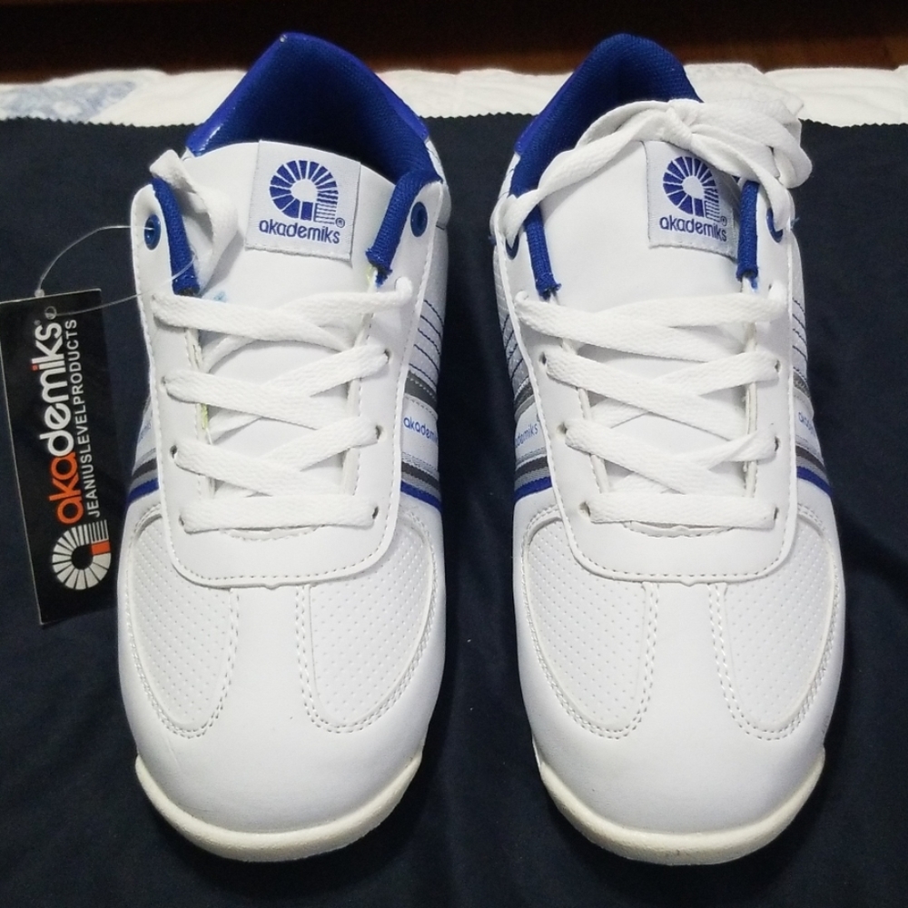 Akademiks Shoes